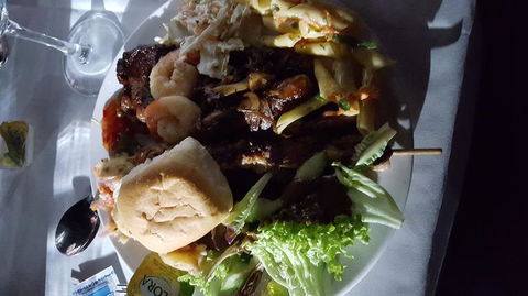 Uluru (Ayers Rock) Sunset With Outback Barbecue Dinner And Star Tour - Hotel Gold Coast 3