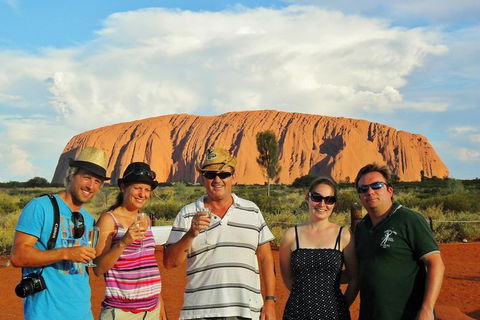 Ayers Rock Day Trip From Alice Springs Including Uluru, Kata Tjuta And Sunset BBQ Dinner - Hotel Gold Coast 0