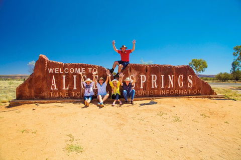 Alice Springs To Uluru (Ayers Rock) One Way Shuttle - Hotel Gold Coast 5