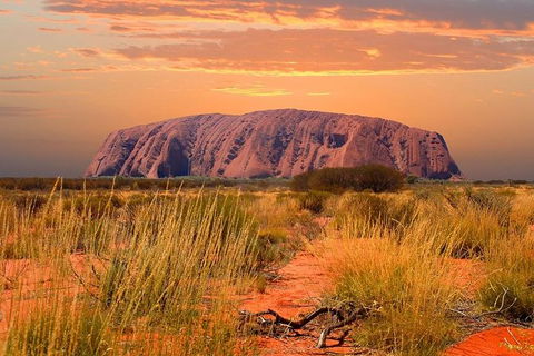 3-Day Uluru-Kata Tjuta And Kings Canyon 4WD Small-Group Eco-Tour From Alice Springs - Hotel Gold Coast 4