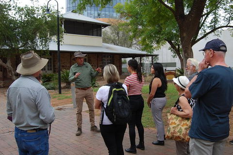 Alice Springs Walking Tours - Hotel Gold Coast 0