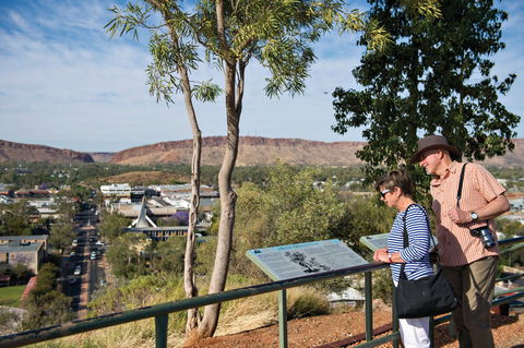 Anzac Hill - Hotel Gold Coast 0