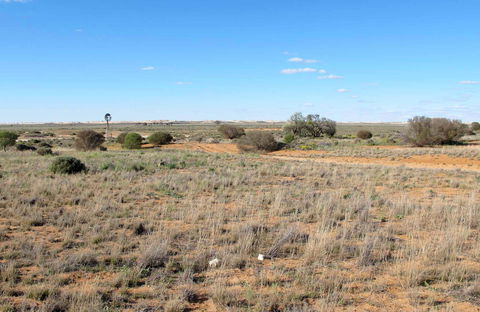 Mungo Self-guided Drive Tour - Hotel Gold Coast 0