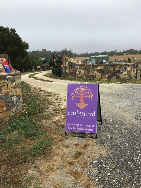 Sculptured Gallery - Hotel Gold Coast 2