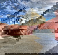 Shrine of Remembrance - Hotel Gold Coast