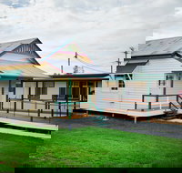 The Old Injune Courthouse and Museum - Hotel Gold Coast