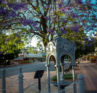 Witcombe Fountain - Hotel Gold Coast