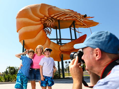 Big Prawn - Hotel Gold Coast 0