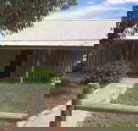 Early Settlers Cottage Solly's Hut - Hotel Gold Coast