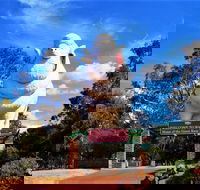 Giant Ram Park - Hotel Gold Coast