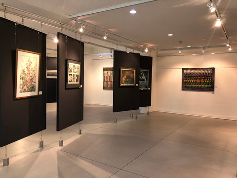 Kernewek Lowender Art Prize Collection - Hotel Gold Coast 0