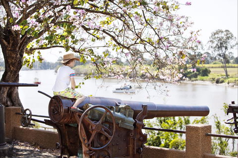 Maryboroughs Guns - Hotel Gold Coast 0