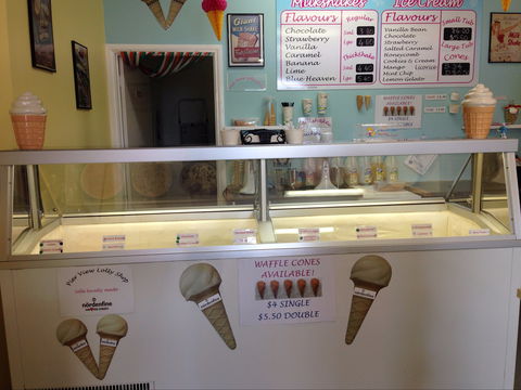 The Pier View Lolly Shop - Hotel Gold Coast 2