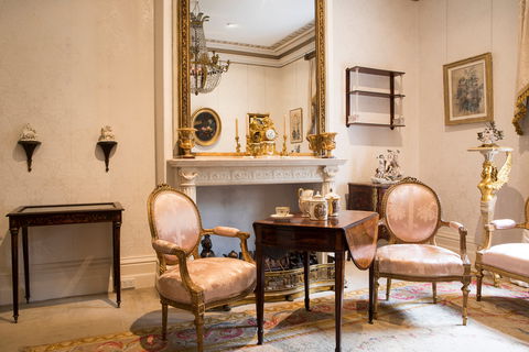 The Johnston Collection - Hotel Gold Coast 1