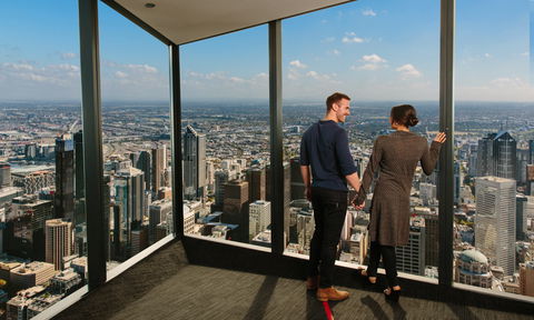Eureka Skydeck 88 - Hotel Gold Coast 2