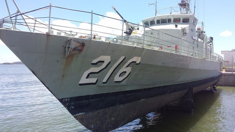 HMAS Gladstone - Hotel Gold Coast 0