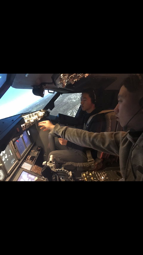 SIM737 Flight Simulator Hobart - Hotel Gold Coast 1