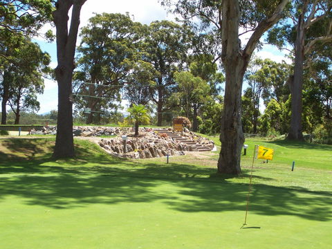 Frederickton Golf Club - Hotel Gold Coast 0