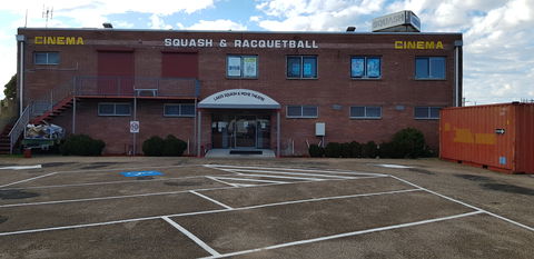 Lakes Squash And Movie Theatre - Hotel Gold Coast 0