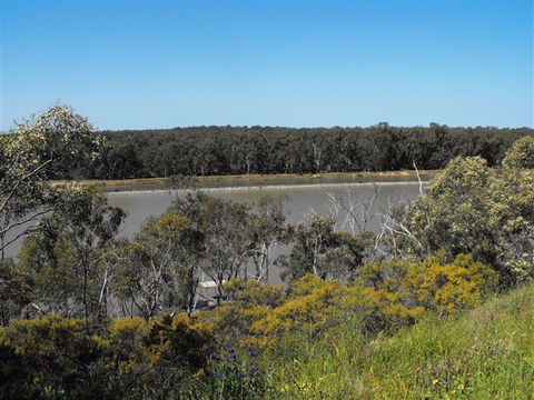Lake Talbot - Hotel Gold Coast 1