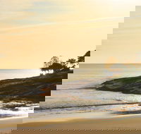 The Outdoor Adventure South West Rocks - Hotel Gold Coast