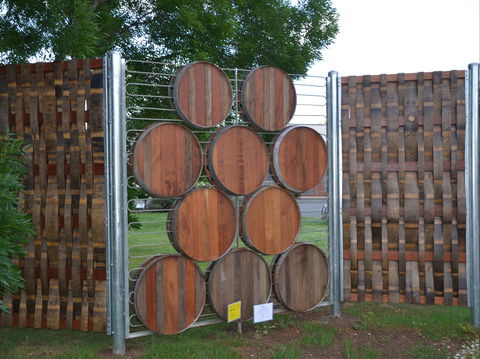 Arts Rutherglen Sculpture Trail - Hotel Gold Coast 0