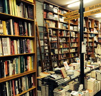 Gleebooks - Hotel Gold Coast
