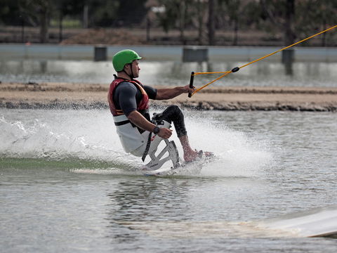 Melbourne Cable Park - Hotel Gold Coast 2