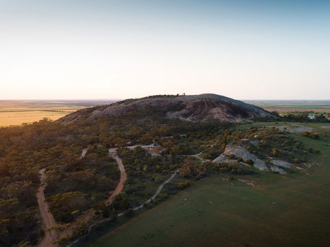 Mount Wudinna - Hotel Gold Coast 0