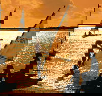 Windsurfing and Surfing - Hotel Gold Coast