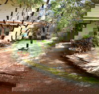 Yallingup Galleries - Hotel Gold Coast