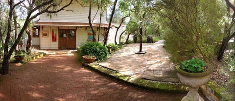 Yallingup Galleries - Hotel Gold Coast 0