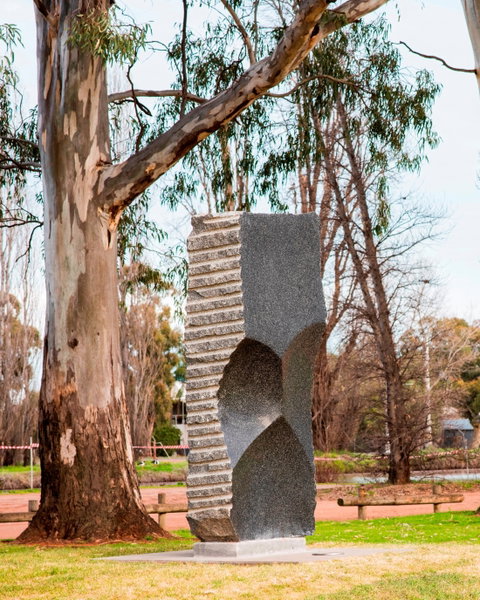 Griffith Centenary Sculptures - Hotel Gold Coast 1