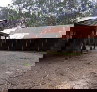 Razorback Hut - Hotel Gold Coast