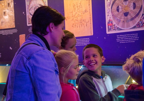 Sir Thomas Brisbane Planetarium - Hotel Gold Coast 2