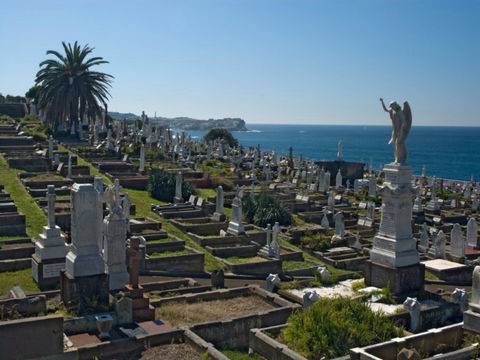 Waverley Cemetery - Hotel Gold Coast 0