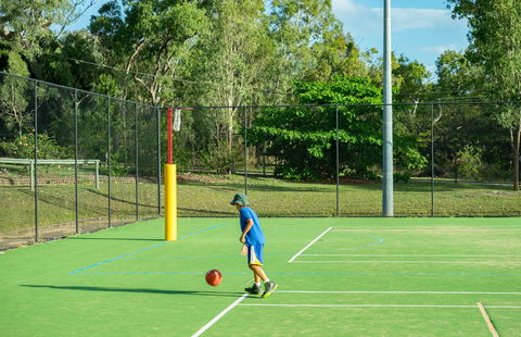 Apex Camps Magnetic Island Group Accommodation, Activities And Events - Hotel Gold Coast 2