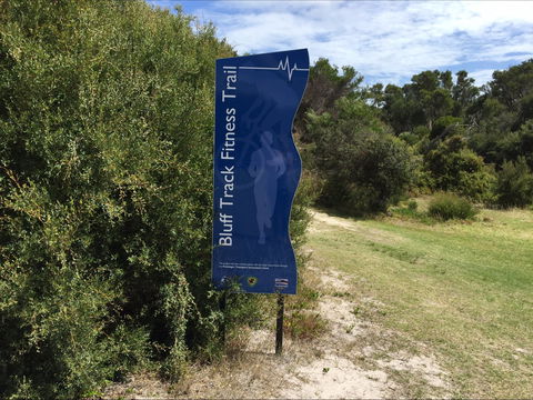 Bluff Track Fitness Trail - Hotel Gold Coast 0
