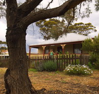 Dance Cottage Museum - Hotel Gold Coast