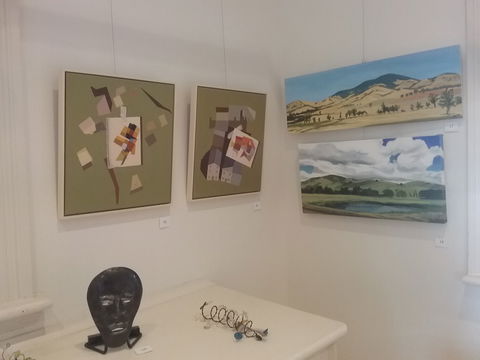 Gallery 127 - Hotel Gold Coast 2