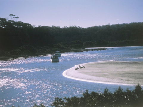 Jack Buckley Memorial Park And Picnic Area - Tomakin - Hotel Gold Coast 0