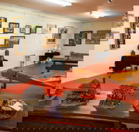 Jane Neville Rolfe Art Gallery - Hotel Gold Coast