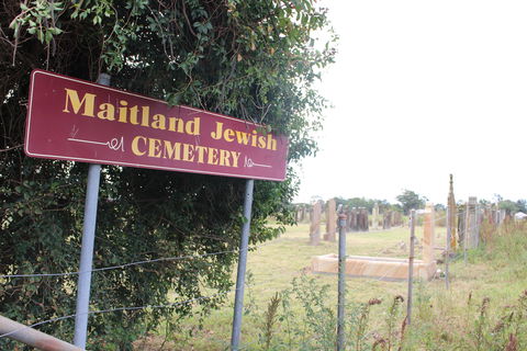 Maitland Jewish Cemetery - Hotel Gold Coast 0
