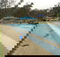 Marysville Outdoor Swimming Pool - Hotel Gold Coast
