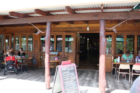 Oaklands Barn - Hotel Gold Coast 1