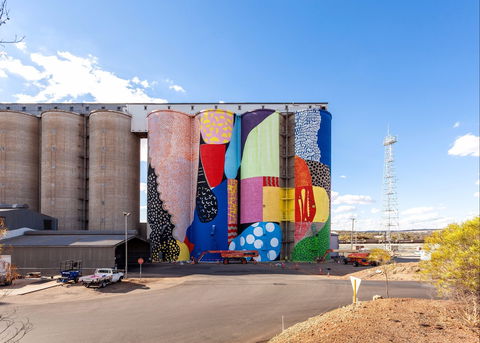PUBLIC Silo Trail: Northam - Hotel Gold Coast 0