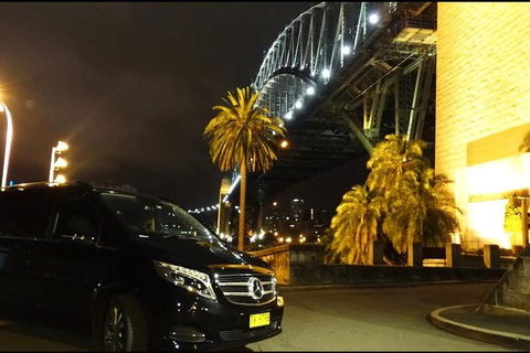 REGAL - Luxury Airport Round Trip, Bespoke Premium Transfer And Tours - Hotel Gold Coast 5