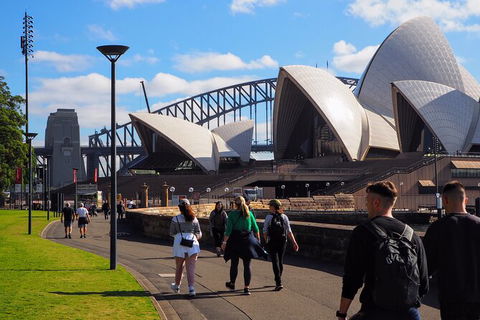Quay People: Sydney Harbour Walking Tour With Coffee - Hotel Gold Coast 3