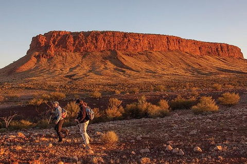 Alice Springs, Uluru Ayers Rock & Kings Canyon 8 Days Touring Package - Hotel Gold Coast 1