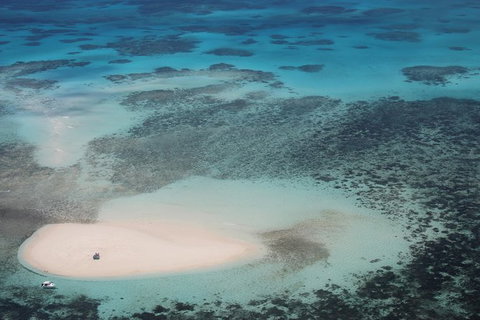 Great Barrier Reef High-Wing Scenic Flight From Cairns - Hotel Gold Coast 2